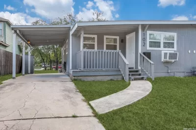2BR House for Rent in San Antonio, TX