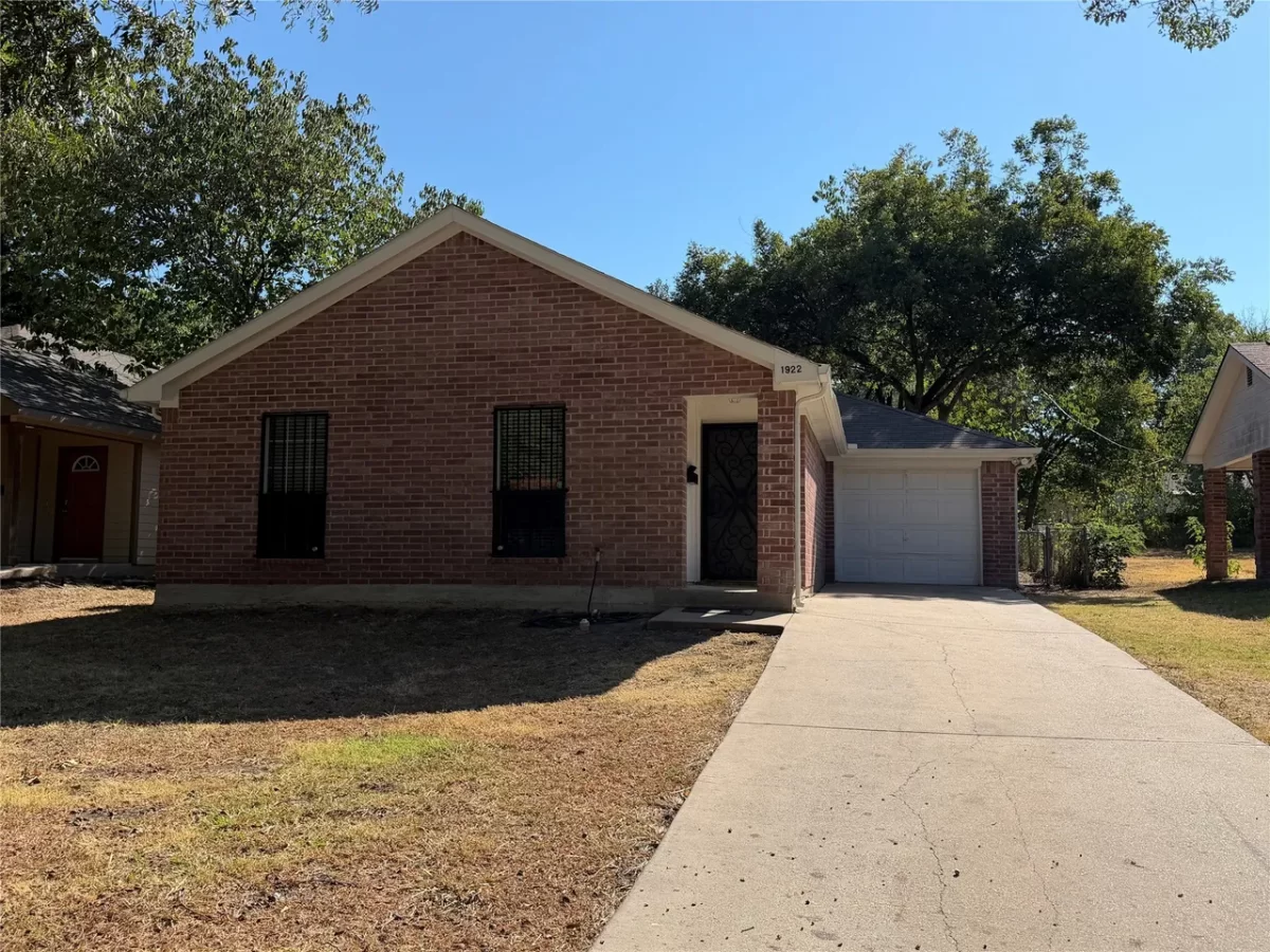 4BR House for Rent in Dallas, TX