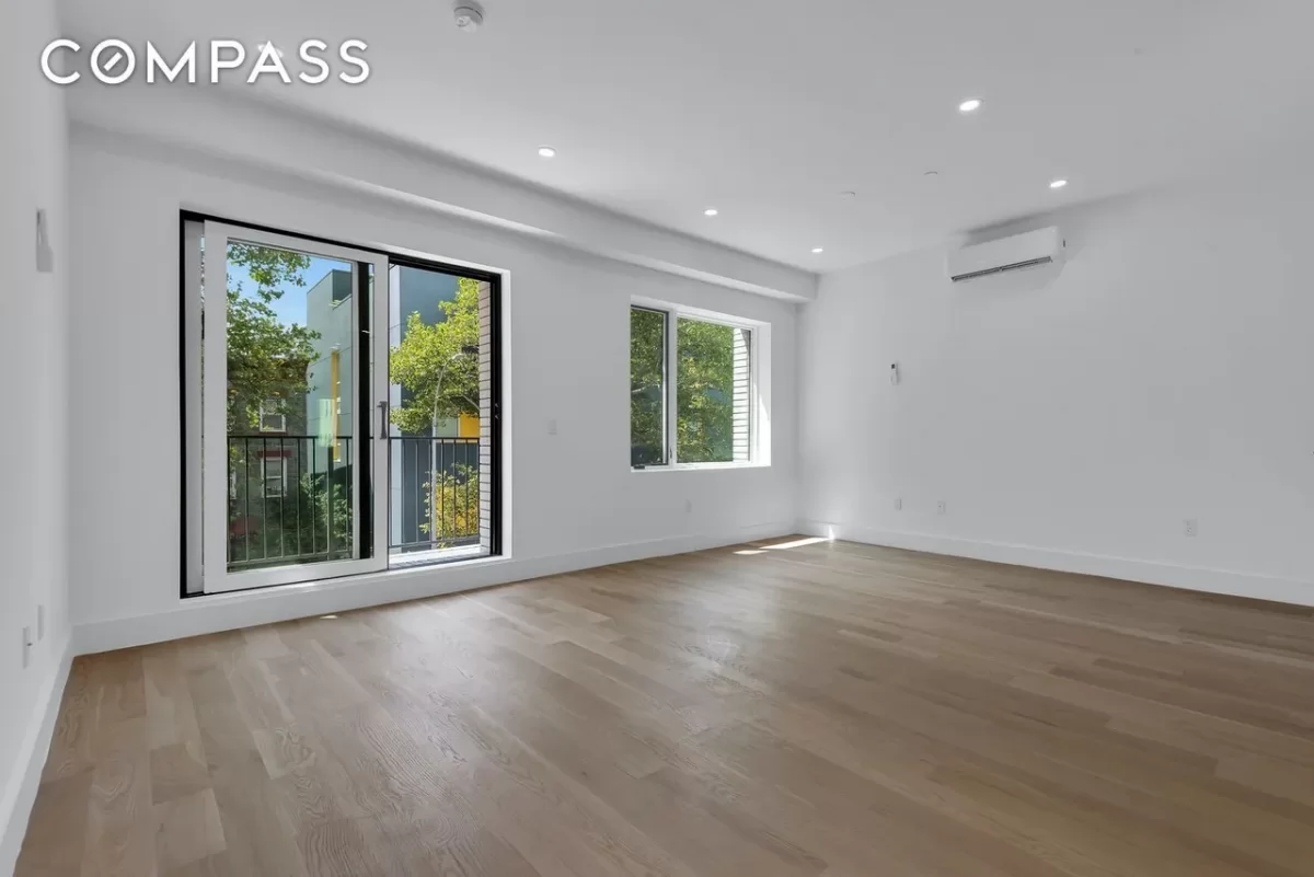 2BR Condo for Sale in Brooklyn, NY