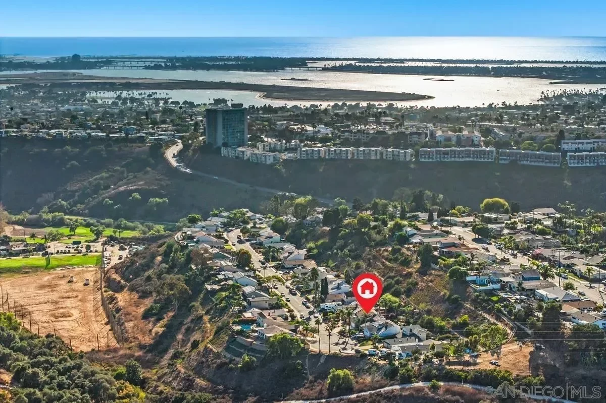4BR House for Sale in San Diego, CA