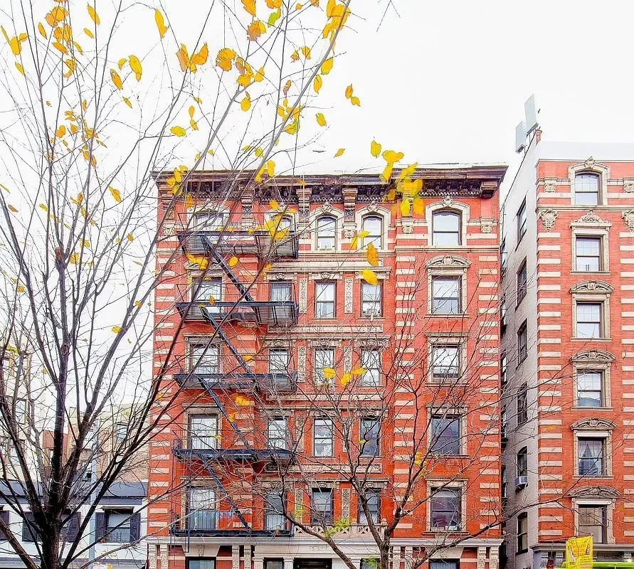28BR House for Sale in New York, NY