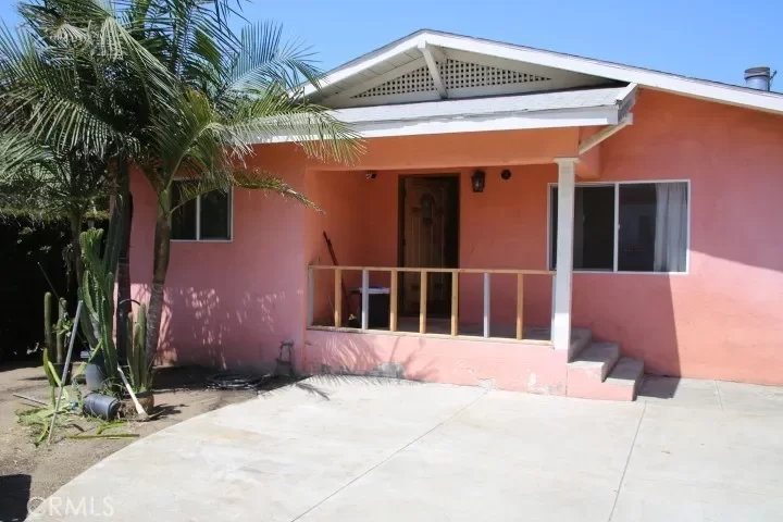 4BR House for Sale in Los Angeles, CA