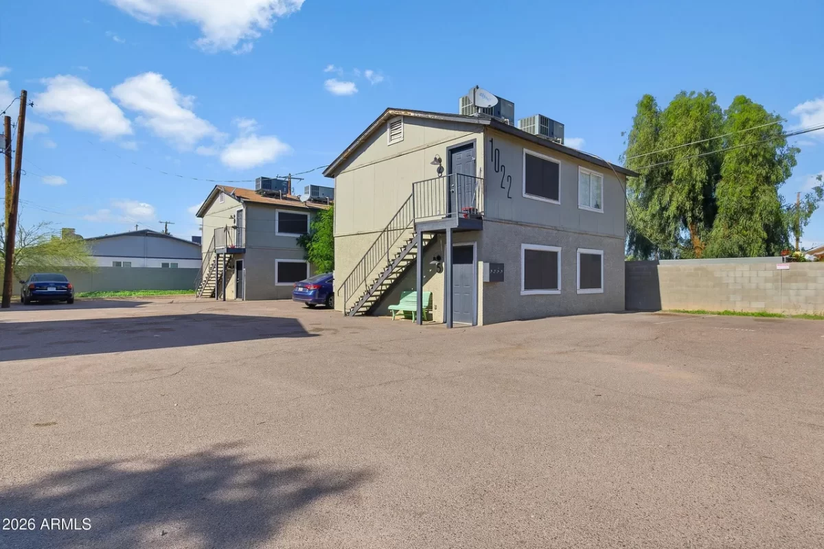 8BR Multi-Family for Sale in Phoenix, AZ