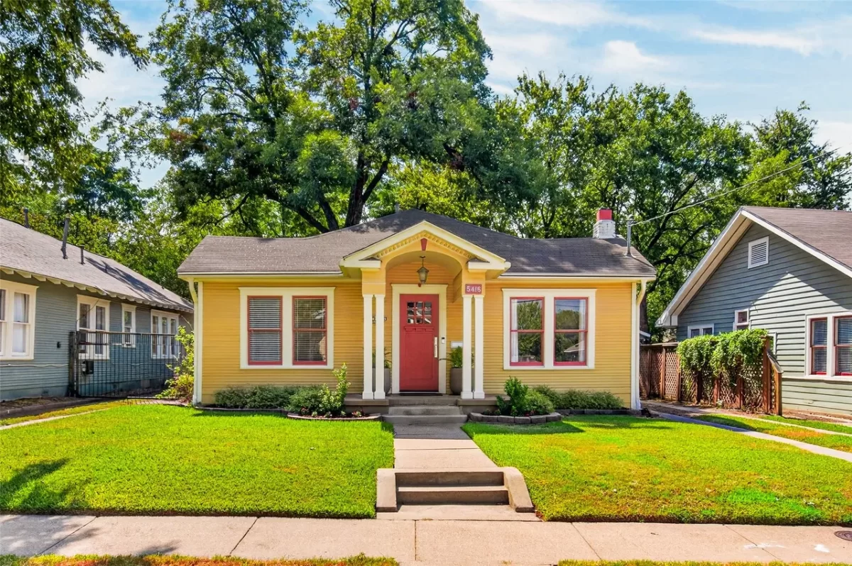 2BR House for Sale in Dallas, TX