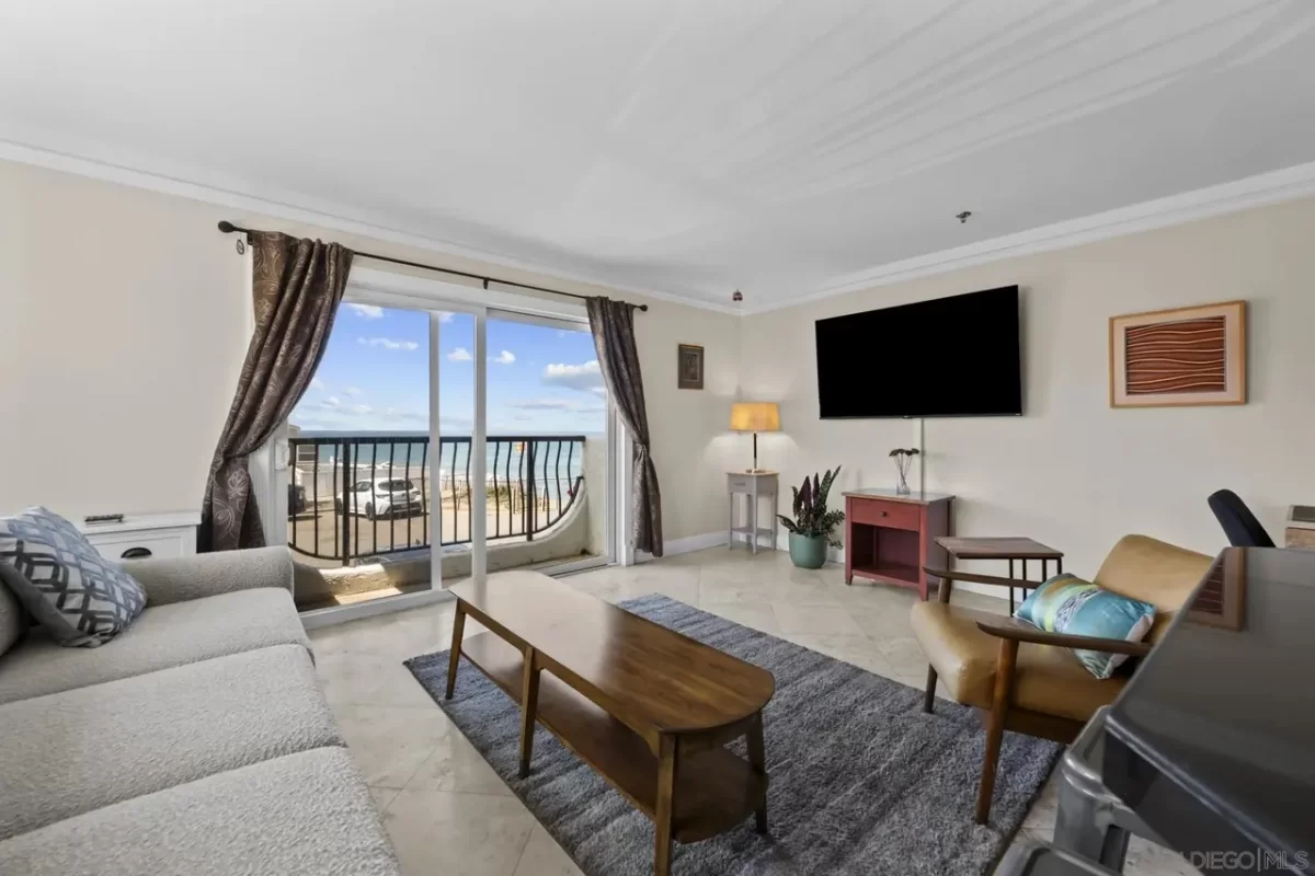 1BR Condo for Sale in San Diego, CA