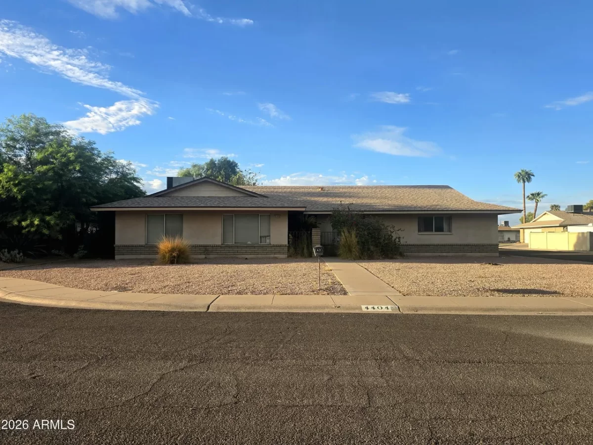 4BR House for Sale in Glendale, AZ