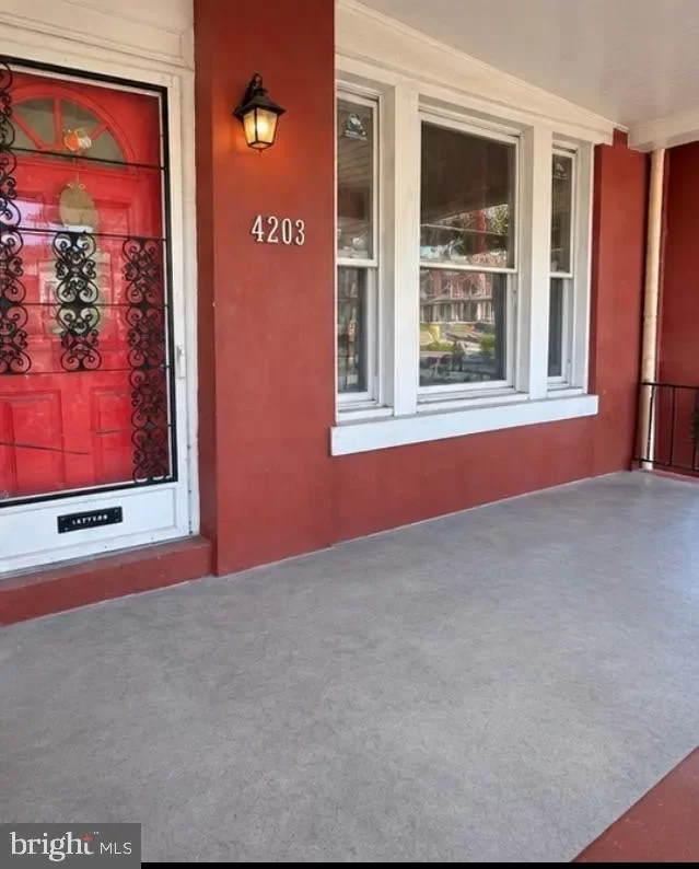 3BR Townhouse for Sale in Philadelphia, PA