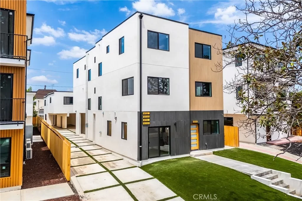 4BR House for Rent in Los Angeles, CA