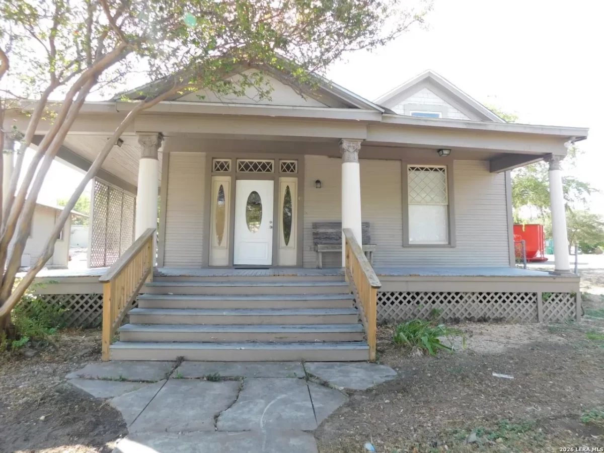 2BR House for Rent in San Antonio, TX