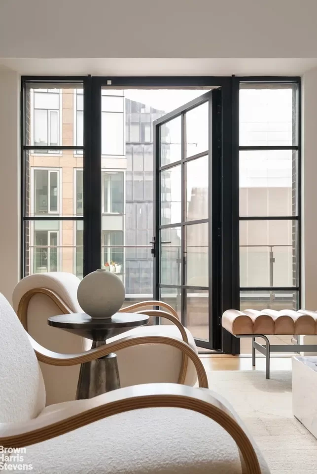 2BR Townhouse for Sale in Manhattan, NY
