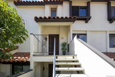 2BR Townhouse for Sale in San Diego, CA