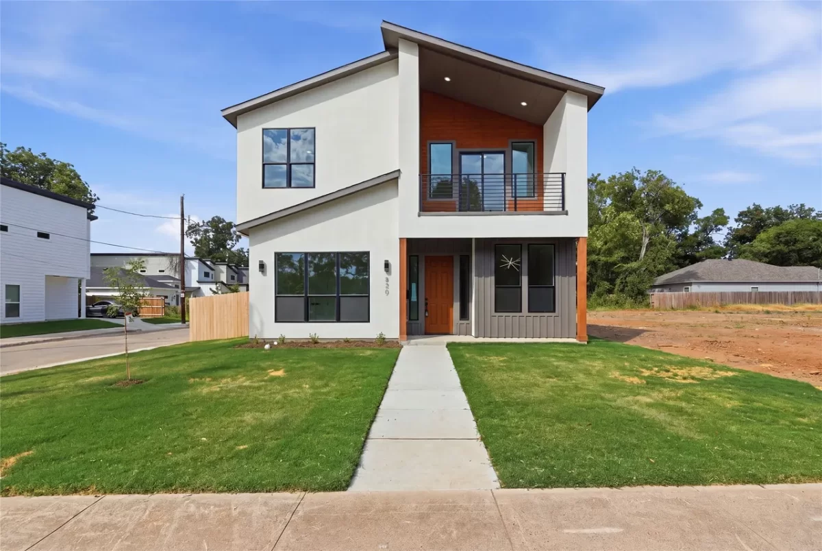 4BR House for Sale in Dallas, TX