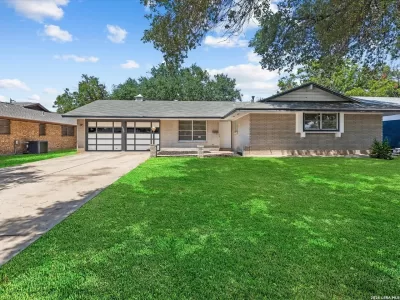 3BR House for Sale in San Antonio, TX