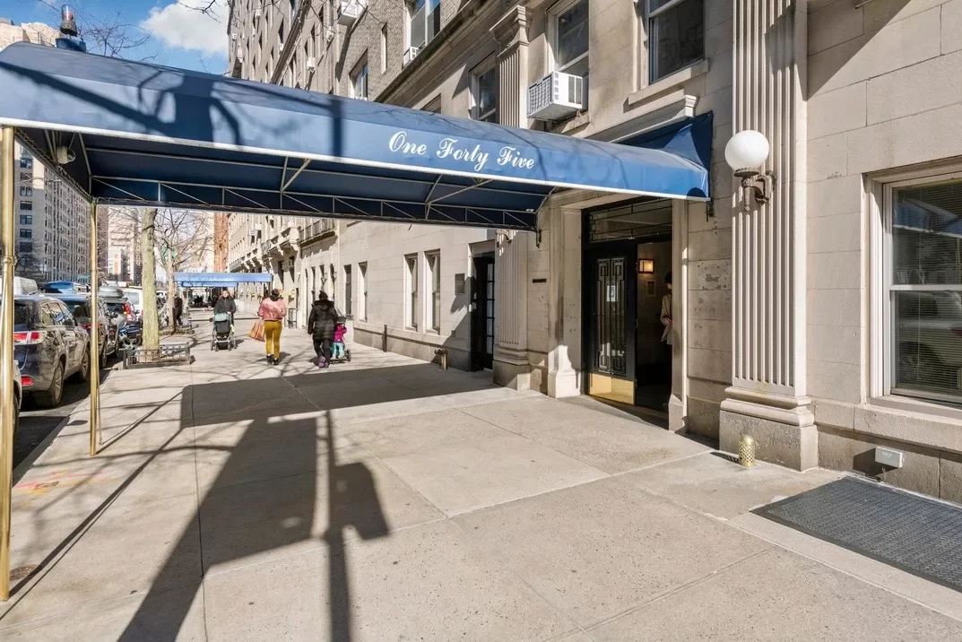 Condo for Sale in New York, NY