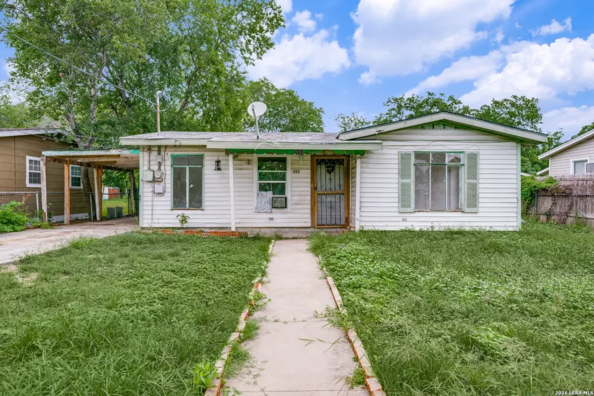 4BR House for Sale in San Antonio, TX