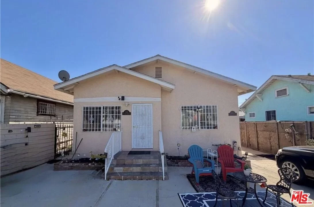 6BR Multi-Family for Sale in Los Angeles, CA
