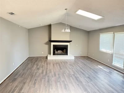 4BR House for Sale in Dallas, TX
