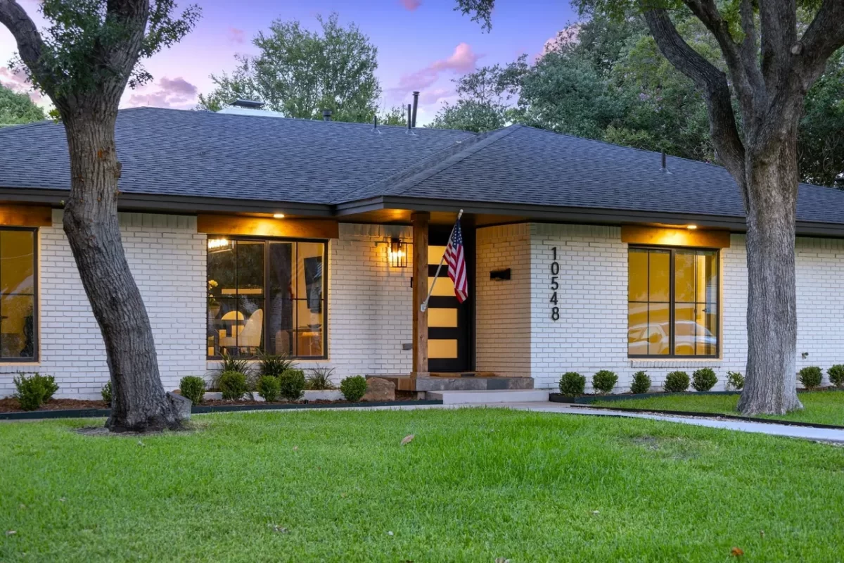 4BR House for Sale in Dallas, TX