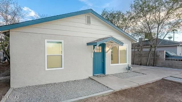 2BR House for Sale in Phoenix, AZ