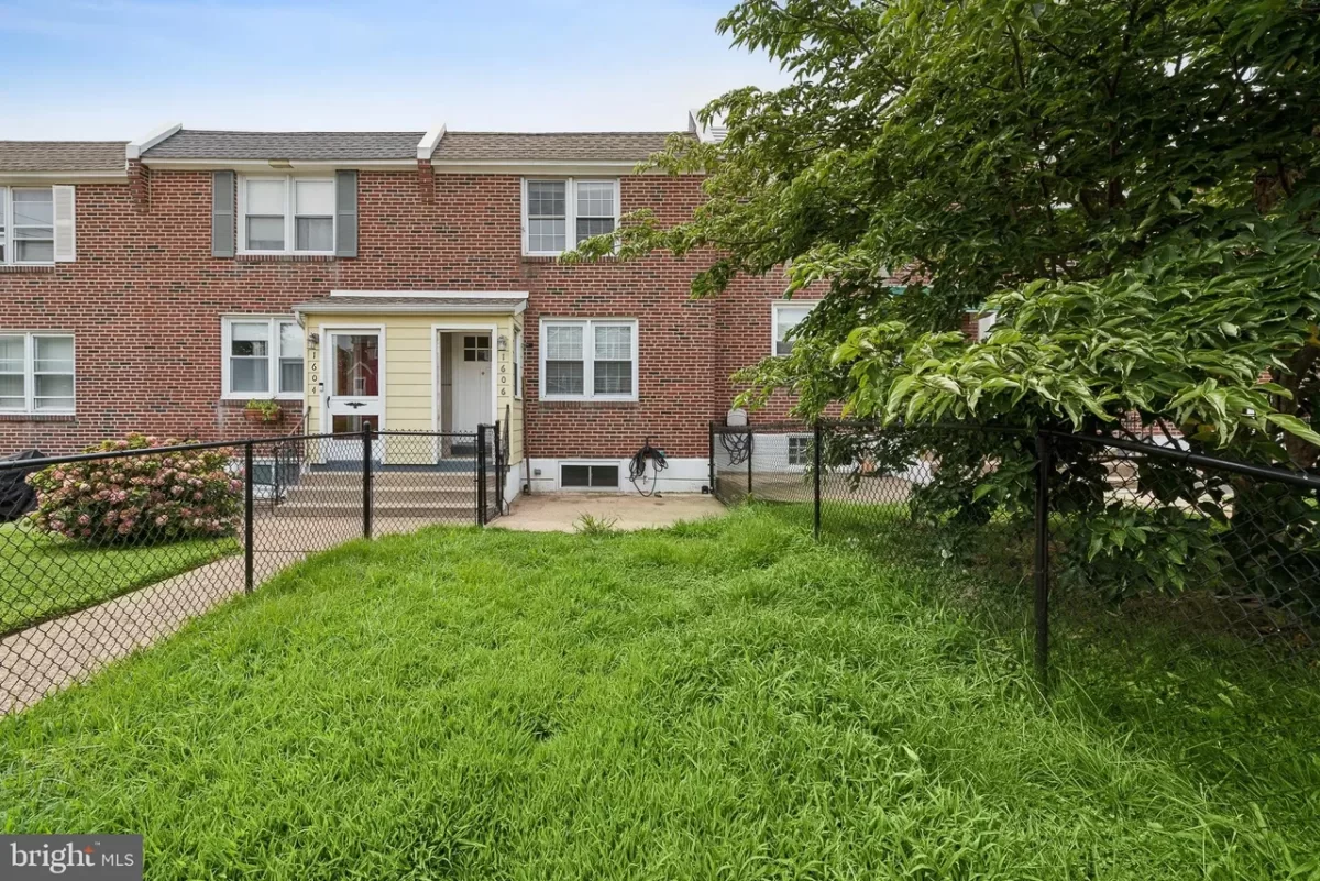 3BR Townhouse for Sale in Philadelphia, PA