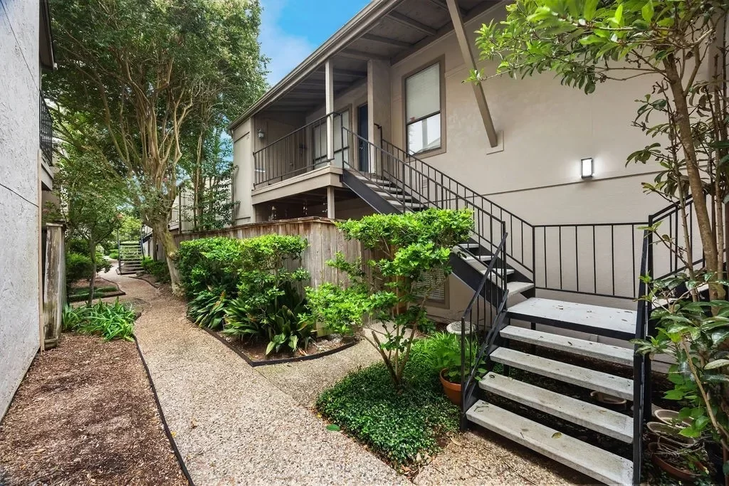 2BR Condo for Rent in Houston, TX