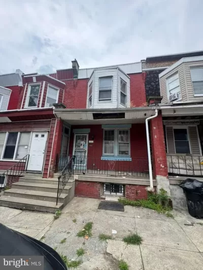 3BR Townhouse for Sale in Philadelphia, PA