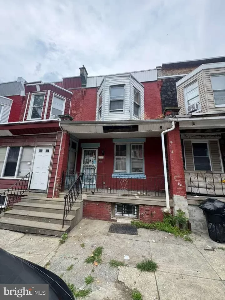 3BR Townhouse for Sale in Philadelphia, PA