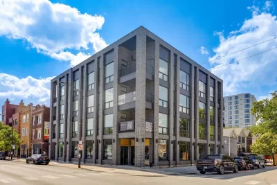 4BR Condo for Sale in Chicago, IL