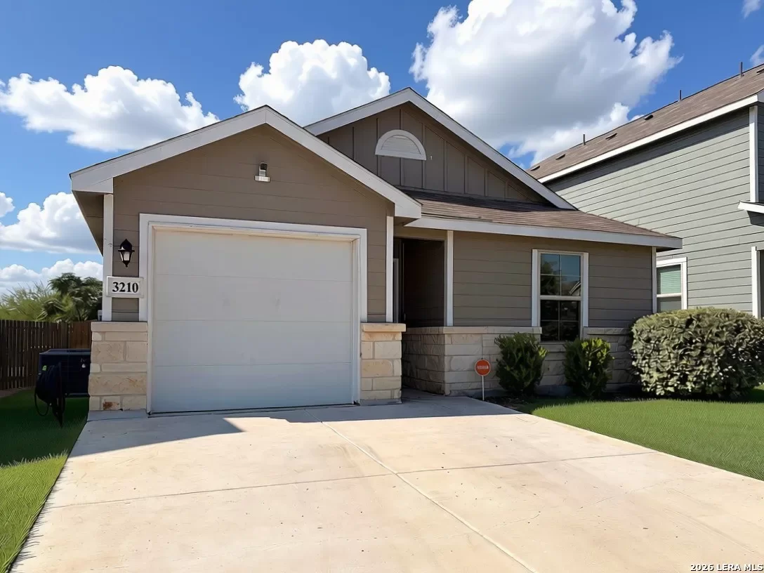 3BR House for Sale in San Antonio, TX