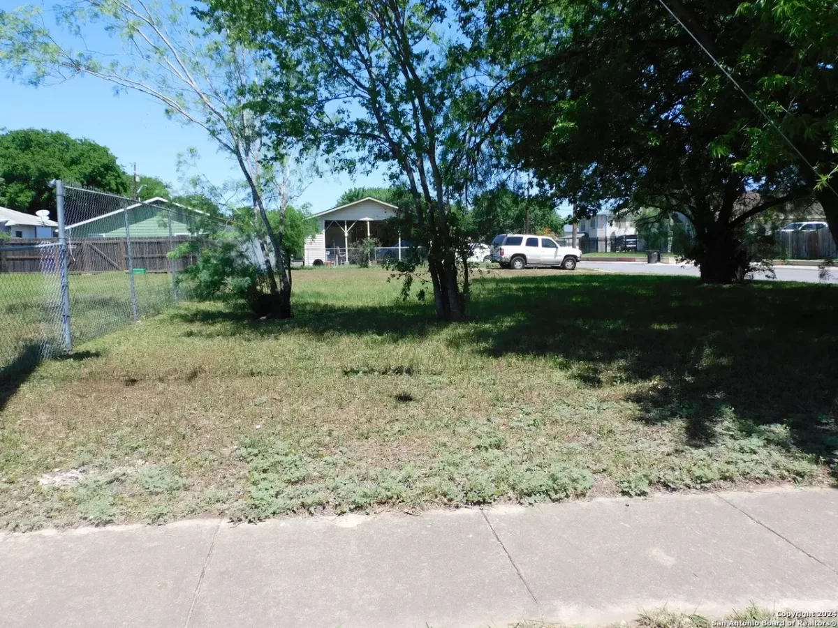 Land for Sale in San Antonio, TX