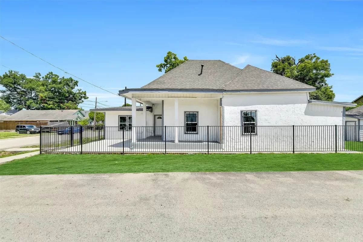 3BR House for Sale in Houston, TX