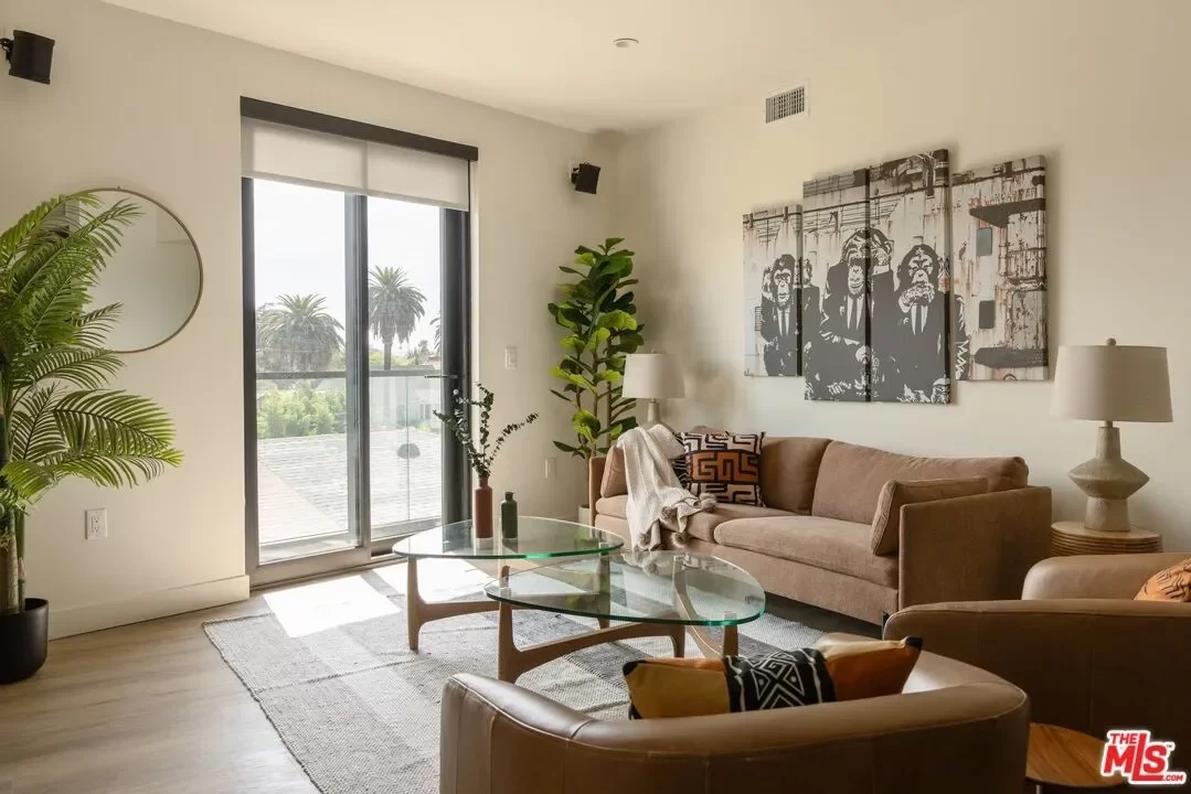 3BR Apartment for Rent in Los Angeles, CA