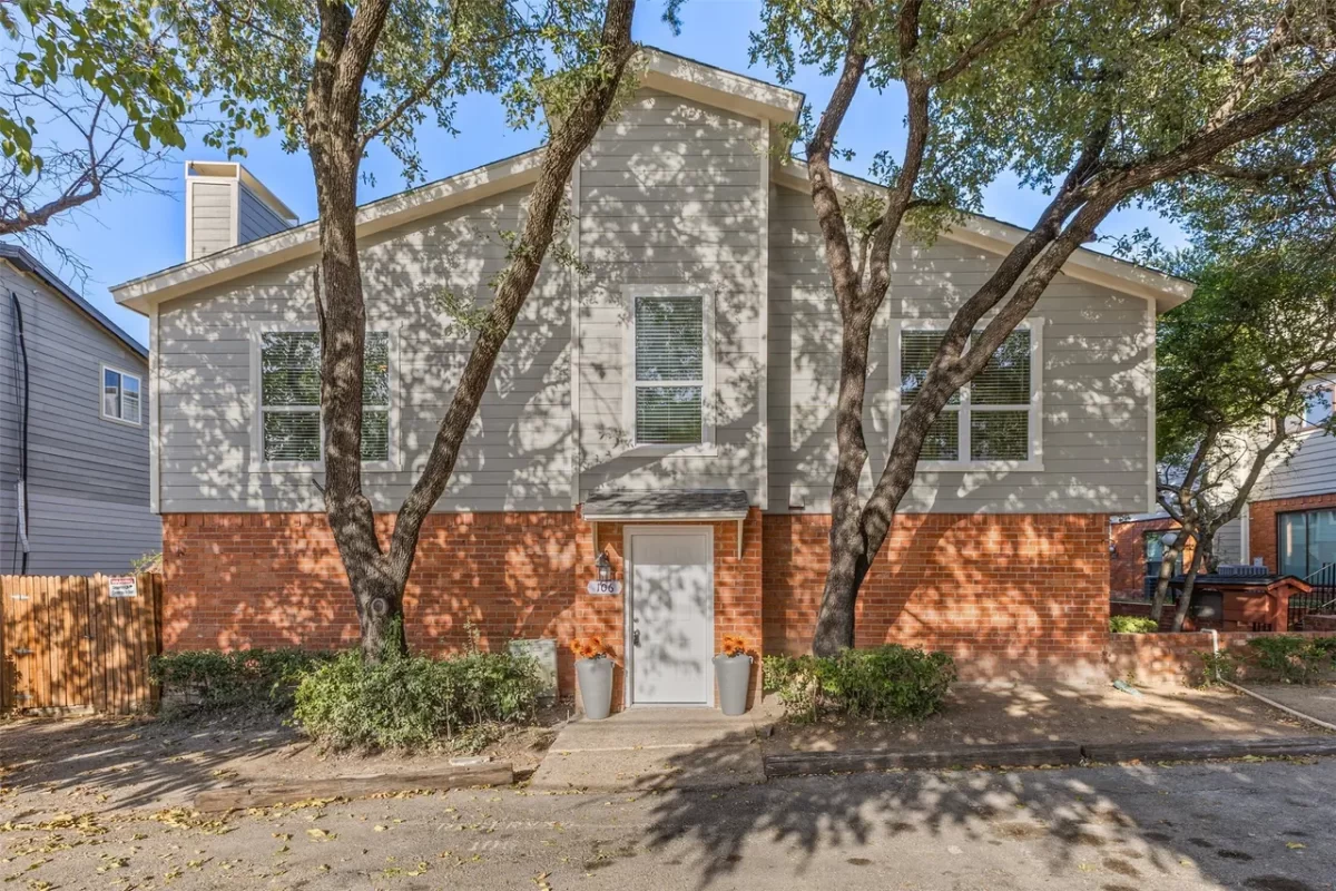 2BR Condo for Sale in Dallas, TX