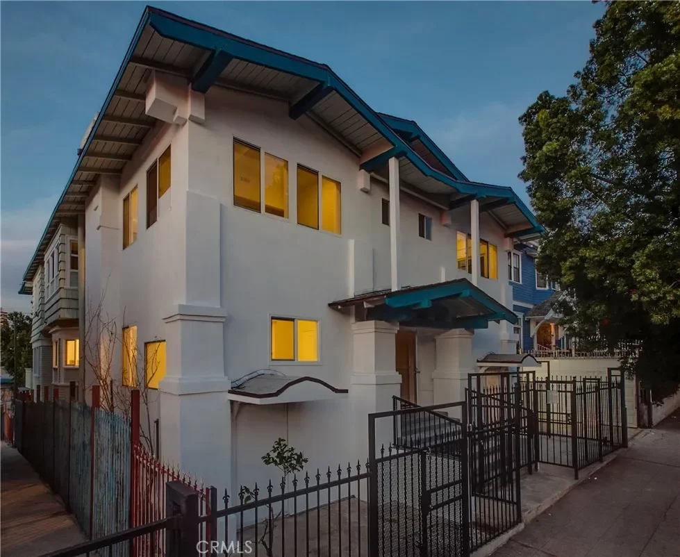 12BR Multi-Family for Sale in Los Angeles, CA