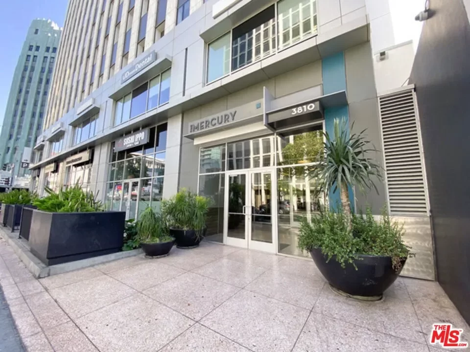 1BR Condo for Sale in Los Angeles, CA