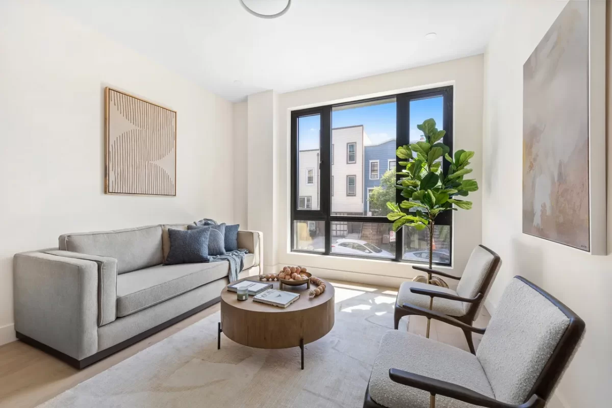 2BR Condo for Sale in Brooklyn, NY
