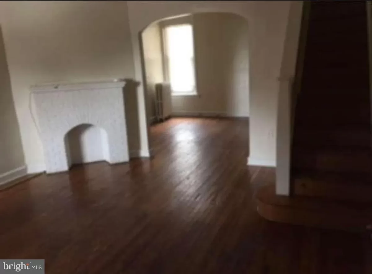 3BR Townhouse for Sale in Philadelphia, PA