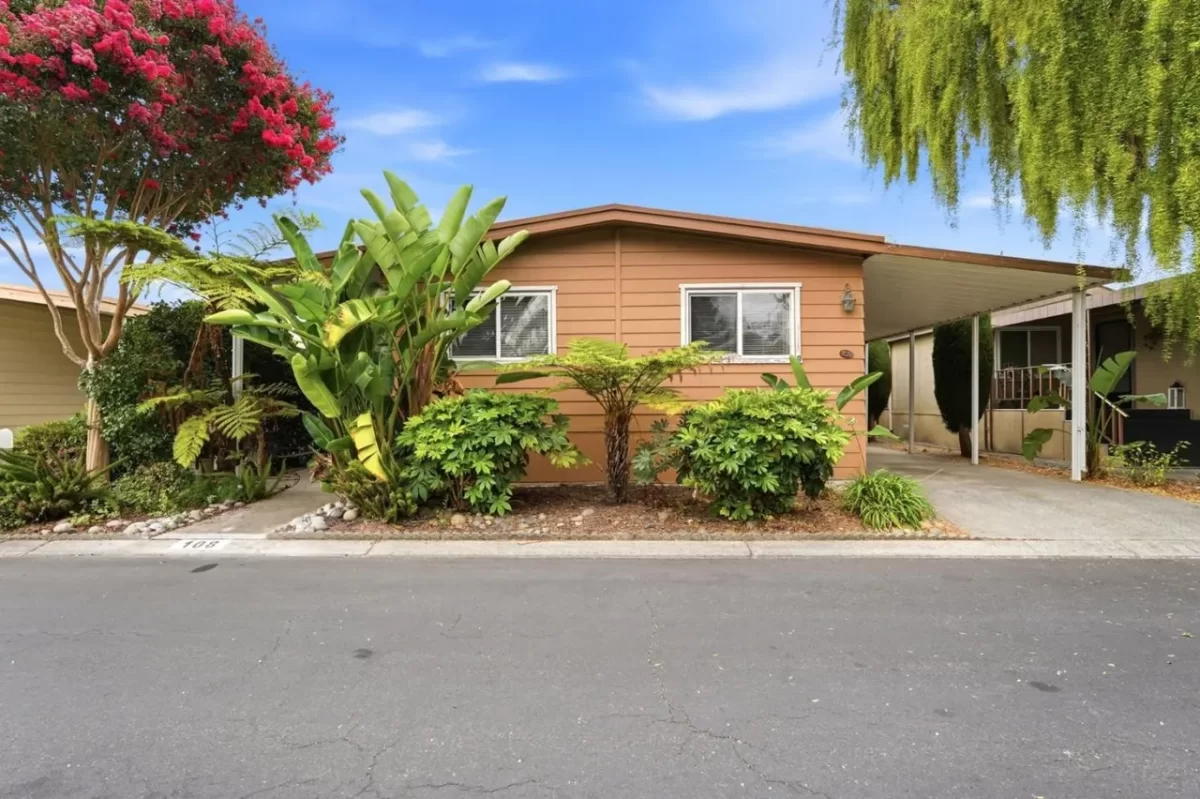3BR Mobile Home for Sale in San Jose, CA