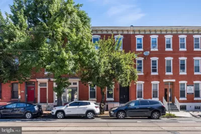 4BR Townhouse for Sale in Philadelphia, PA