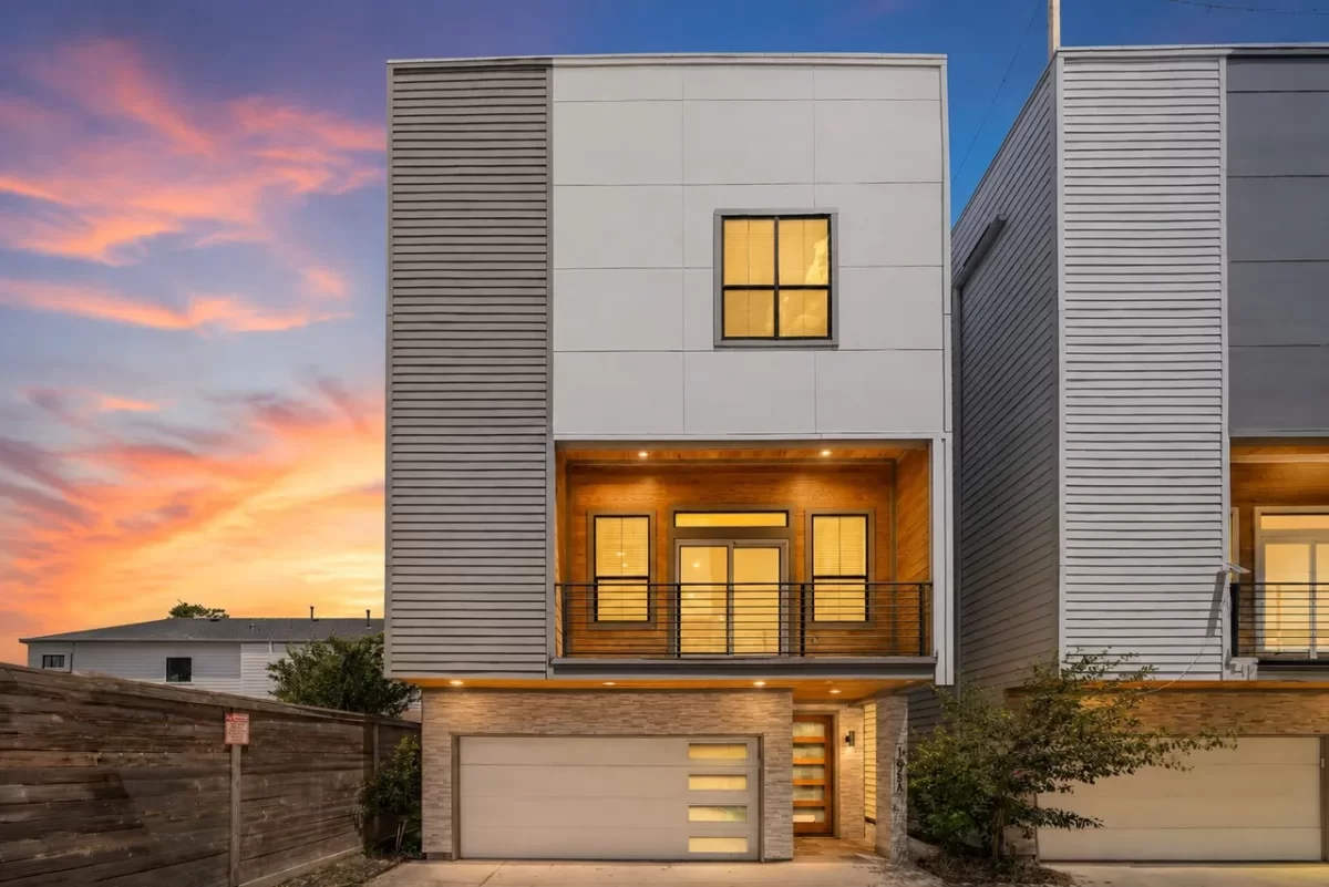 3BR Townhouse for Sale in Houston, TX