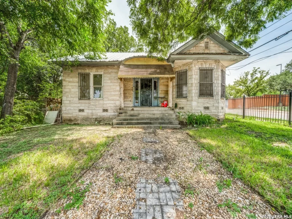 4BR House for Sale in San Antonio, TX