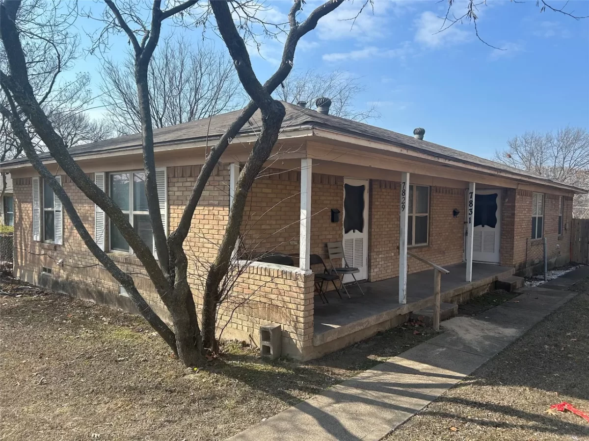 2BR House for Rent in Dallas, TX