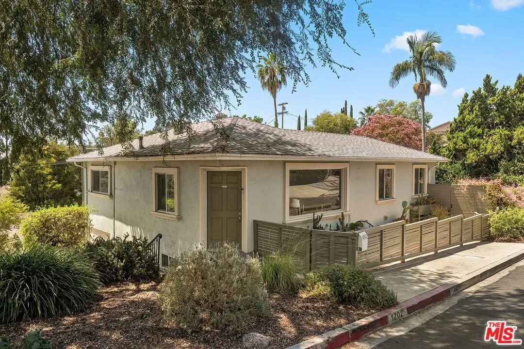 3BR House for Sale in Los Angeles, CA