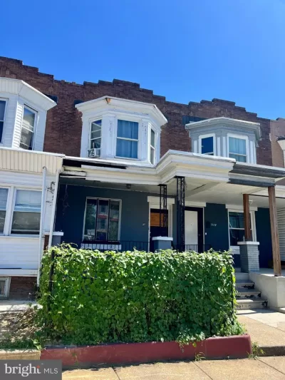 4BR Townhouse for Sale in Philadelphia, PA