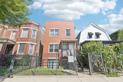 3BR Condo for Sale in Chicago, IL