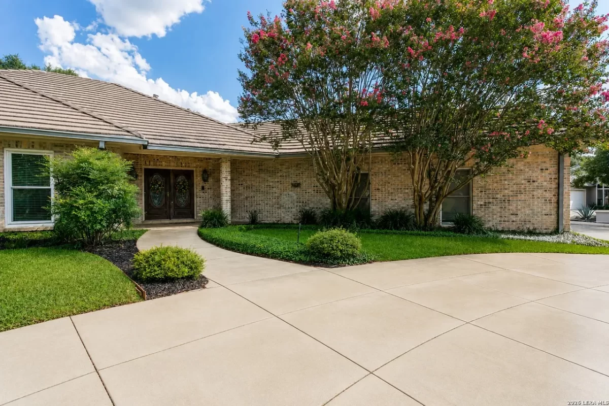 5BR House for Sale in San Antonio, TX