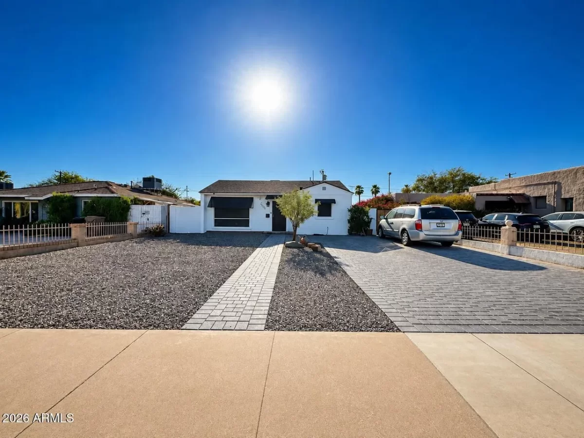 5BR House for Sale in Phoenix, AZ