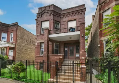 6BR Multi-Family for Sale in Chicago, IL