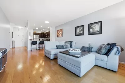 1BR Condo for Sale in Edgewater, NJ