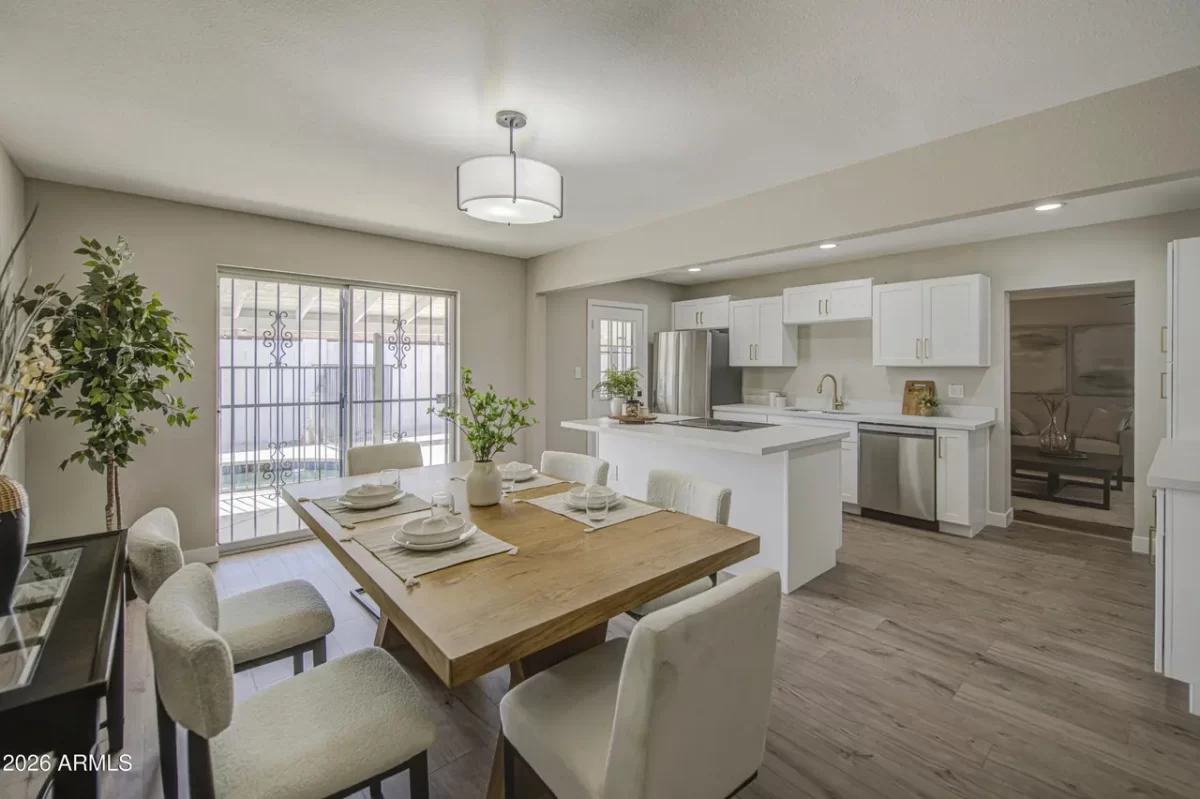 4BR House for Sale in Phoenix, AZ